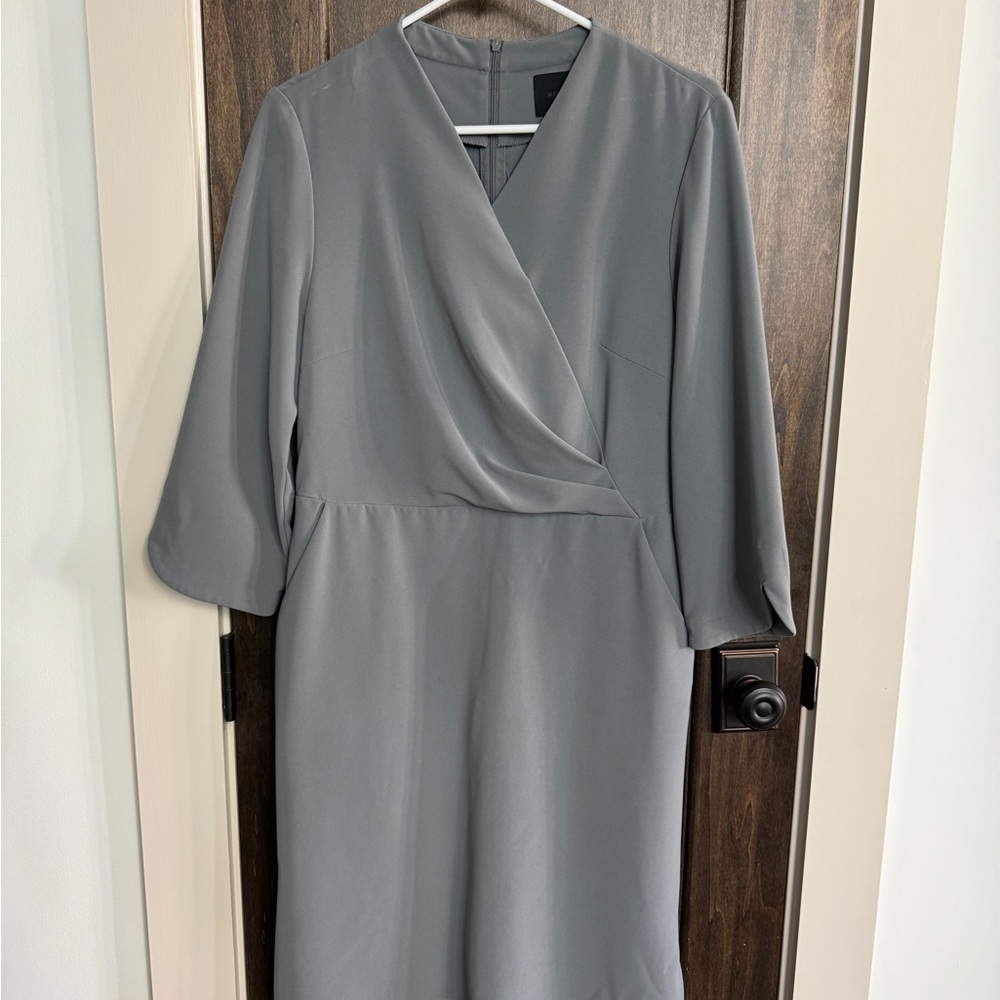 August 1 Eight Hidden Pleat Sheath 3/4 length sleeves